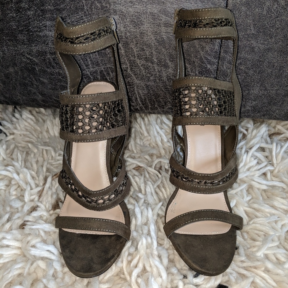 Just fab single sole heels